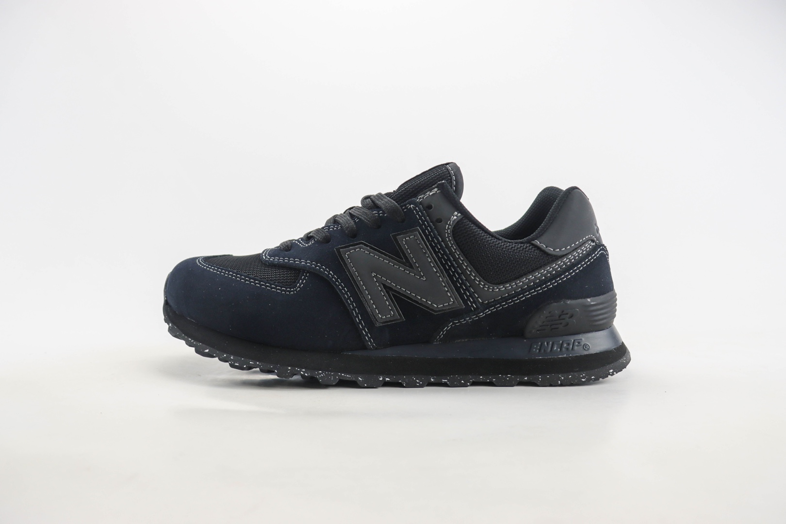 新百伦New Balance 574纯原版本NB574藏青色复古慢跑鞋 莆田新百伦工厂 货号:WL574EVE