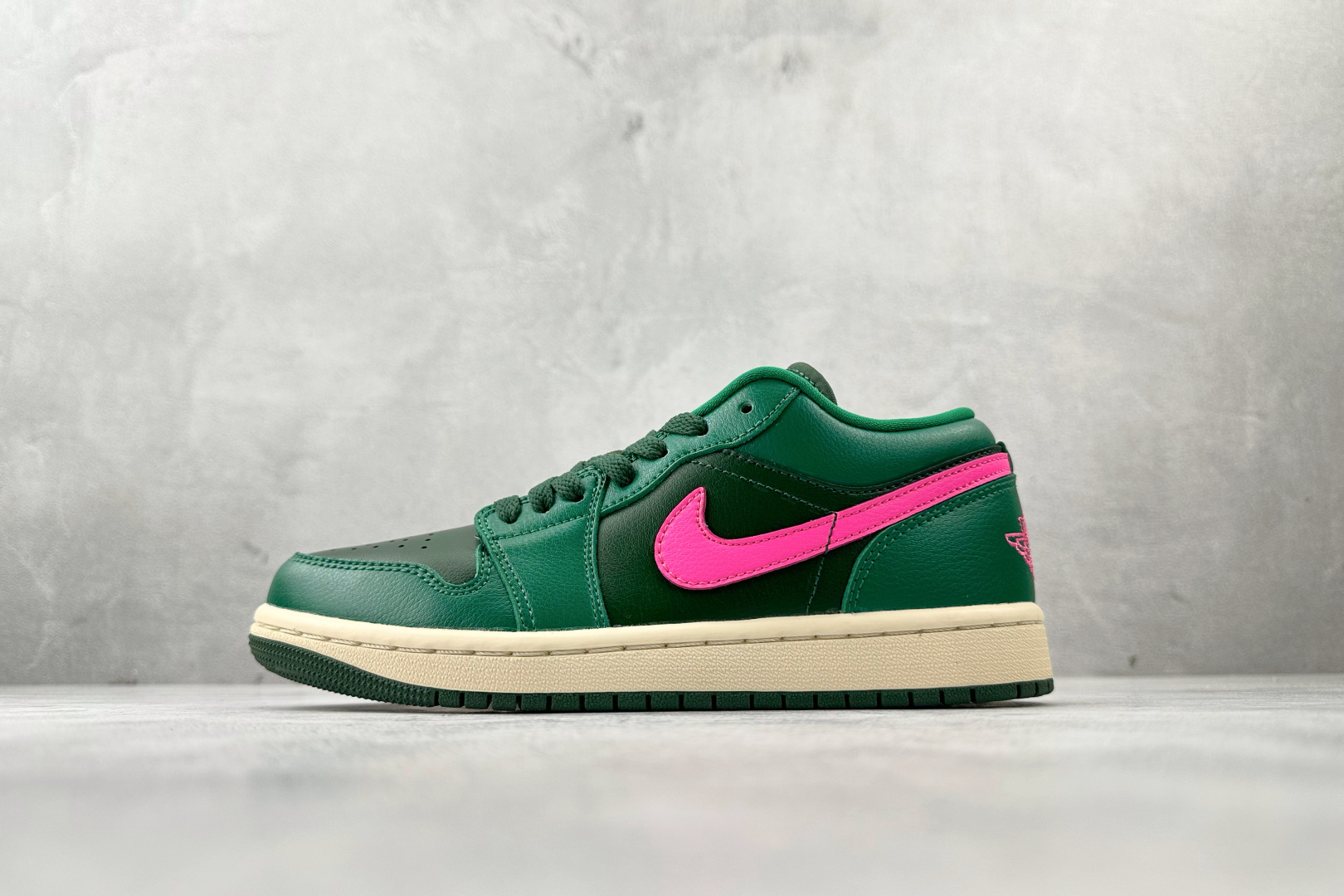 乔丹Air Jordan 1 Low纯原版本低帮AJ1“西瓜”绿粉色篮球鞋 莆田AJ货源 (ID:108113) - 图片1