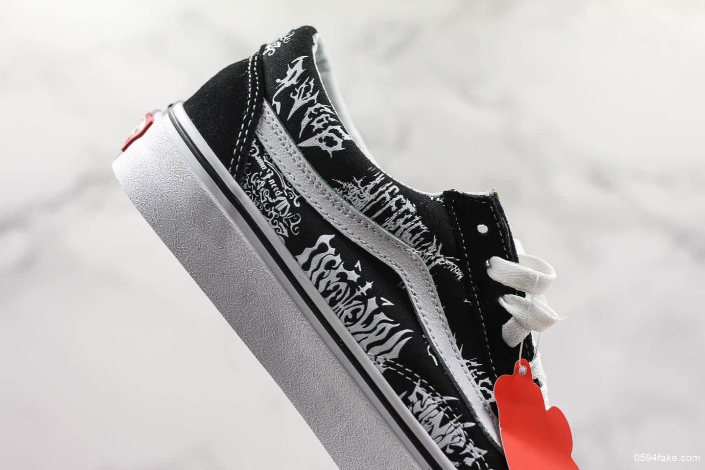 万斯Vans Old Skool黑白骷髅头印花公司级带半码 1:1硫化工艺 原钢印 货号:VN0A4BV5V8V