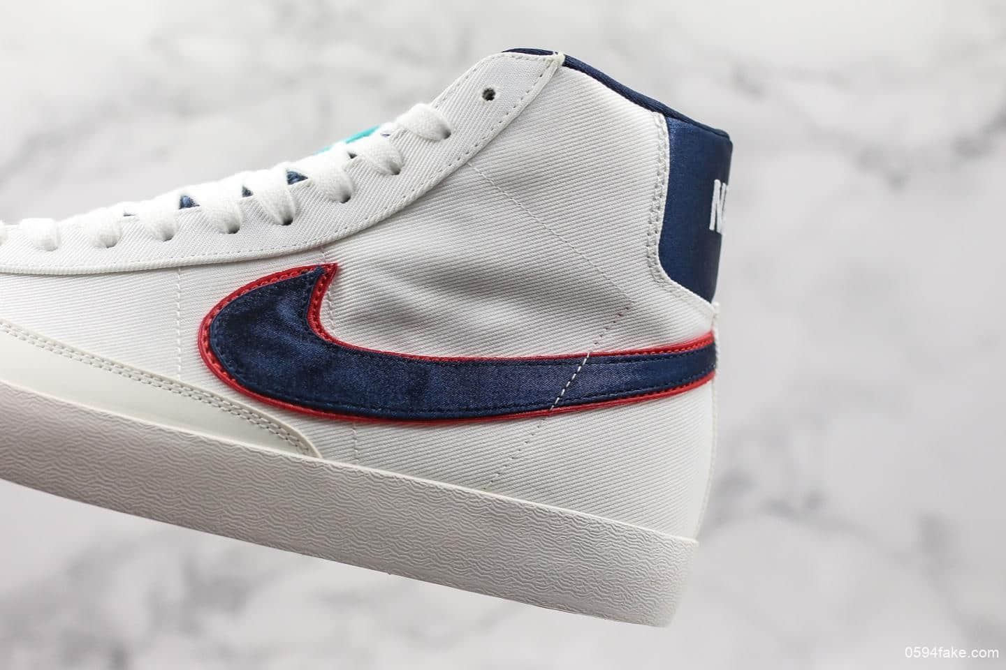 耐克Nike Blazer Mid '1977 Vintage WE开拓者奶白色真标带半码 休闲运动板鞋全新开发楦型纸板 货号：敏感内容9318-100