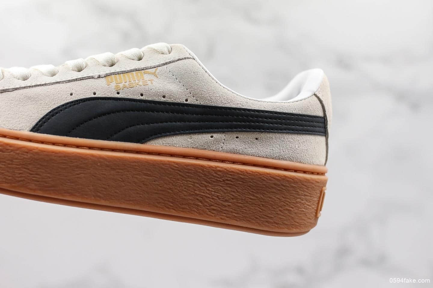 彪马Puma Suede Platform蕾哈娜白棕公司级 全头层牛皮革 佟丽娅同款 货号:363559-01