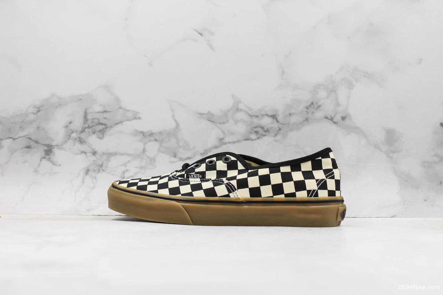 万斯Vans Authentic黑白棋盘格真标带半码 休闲帆布板鞋真标硫化大底 (ID:11201) - 图片1