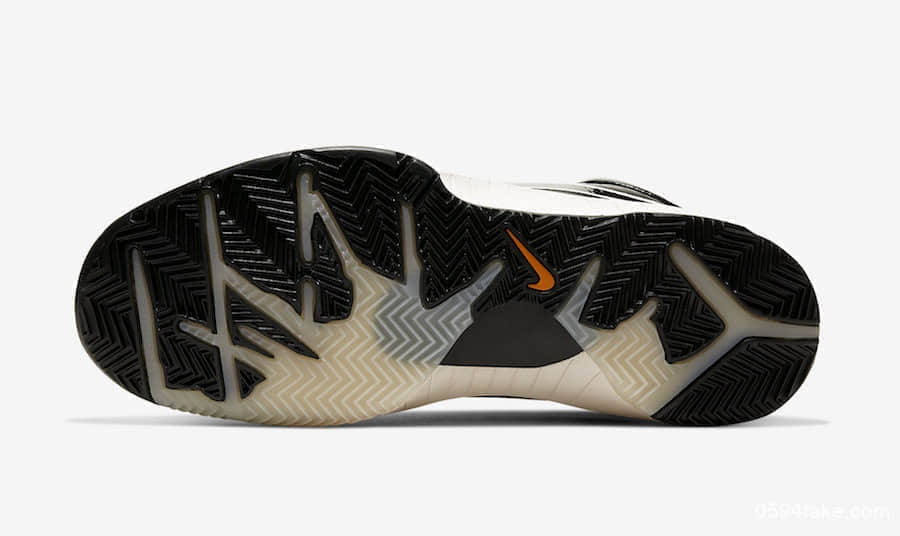 Undefeated x Nike Kobe 4黑白配色释出官图!将于9月13日发售! 货号:CQ3869-001