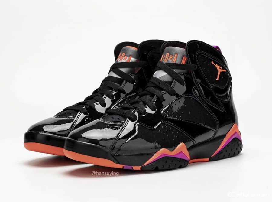 全漆皮鞋面酷到爆！Air Jordan 7 WMNS “Black Patent Leather”将于10月31日发售！ (ID:11913) - 图片1