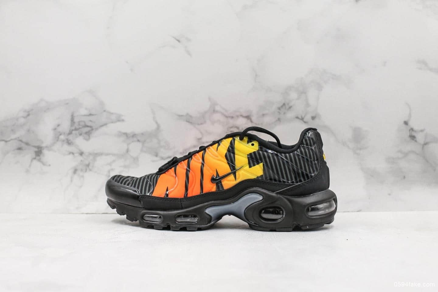 耐克Nike Air Max Plus纯原版本TN老爹鞋原厂气垫原盒原标休闲运动鞋 (ID:12696) - 图片1