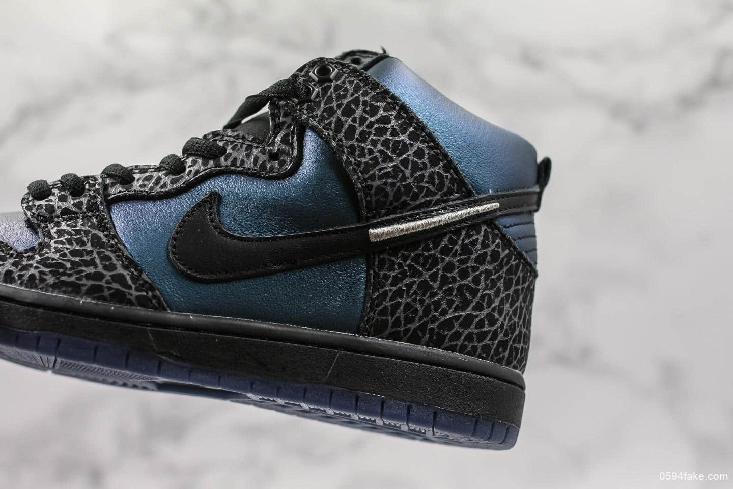 耐克Nike SB Dunk High Black Sheep纯原版本全明星黑黄蜂变色龙材质原盒配套包装原档案开发 货号:BQ6827-001