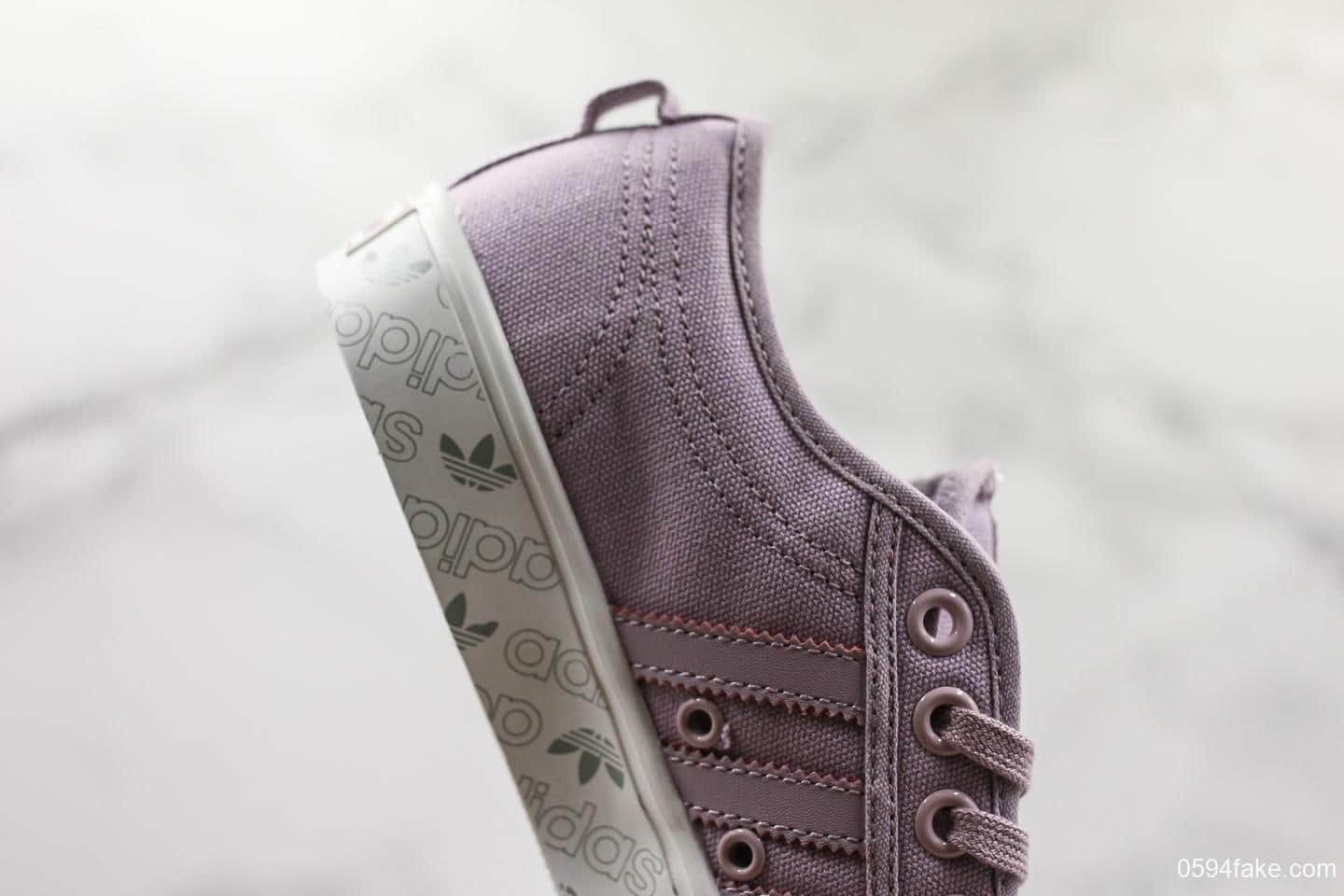 阿迪达斯Adidas Nizza公司级版本三叶草帆布鞋易烊千玺同款原材料中底鞋垫区别市面通货版本 货号:EE5614