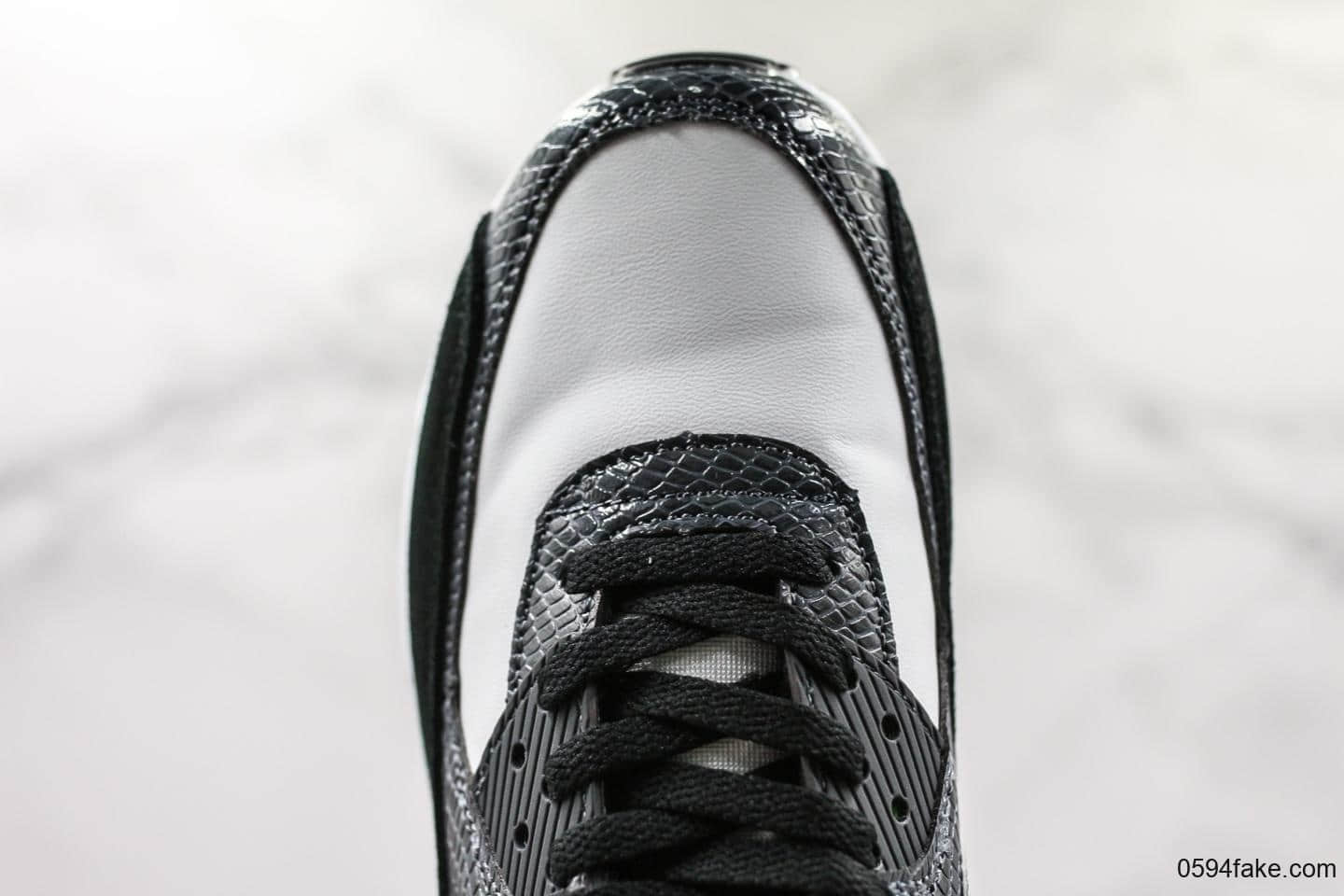 耐克Nike AIR MAX 90公司级版本MAX 90系列经典增高复古小气垫运动跑鞋 货号:敏感内容0916-100