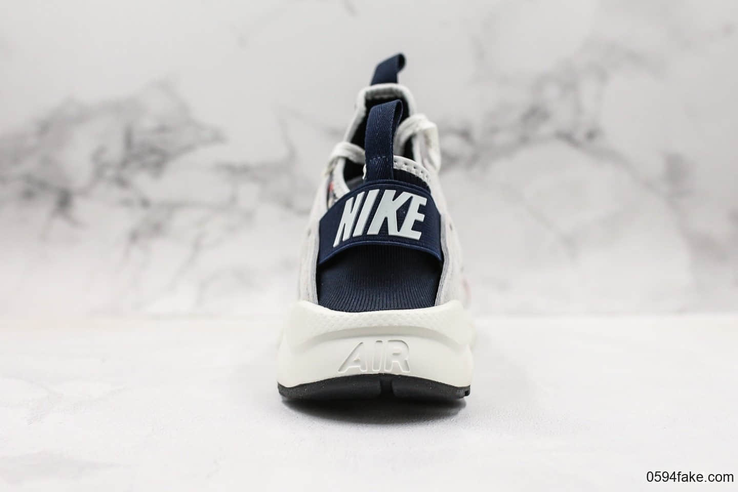 耐克Nike Air Huarache Ultra Suede公司级版本华莱士四代复古慢跑鞋系列英伦格子配色顶级细麂皮打造 货号:AH6809-104