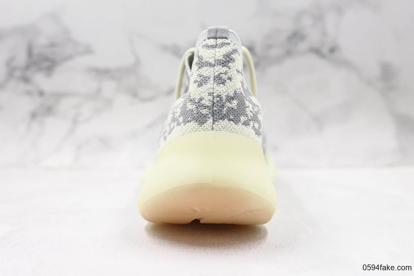 阿迪达斯adidas Yeezy Boost 350 V3 “Alien”侃爷联名限定椰子V3外星人雪花斑点OG纯原原楦开发同源同材 货号：FV3260