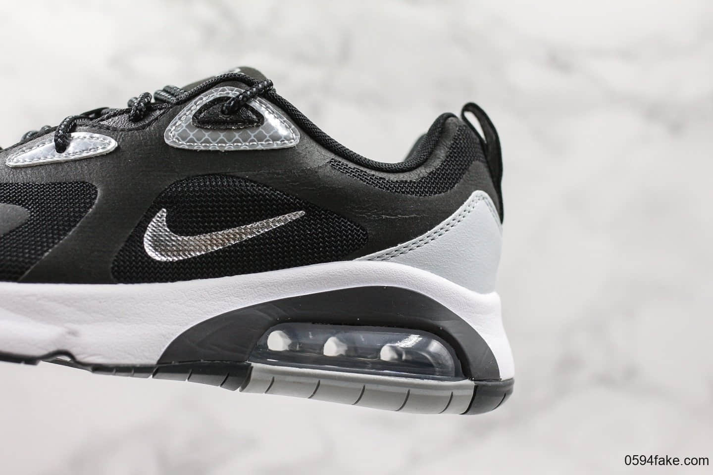 耐克Nike Air Max 200复古气垫鞋休闲跑步鞋黑白公司级官方同步二维码鞋标原盒原标区分通货 货号:BV5485-008