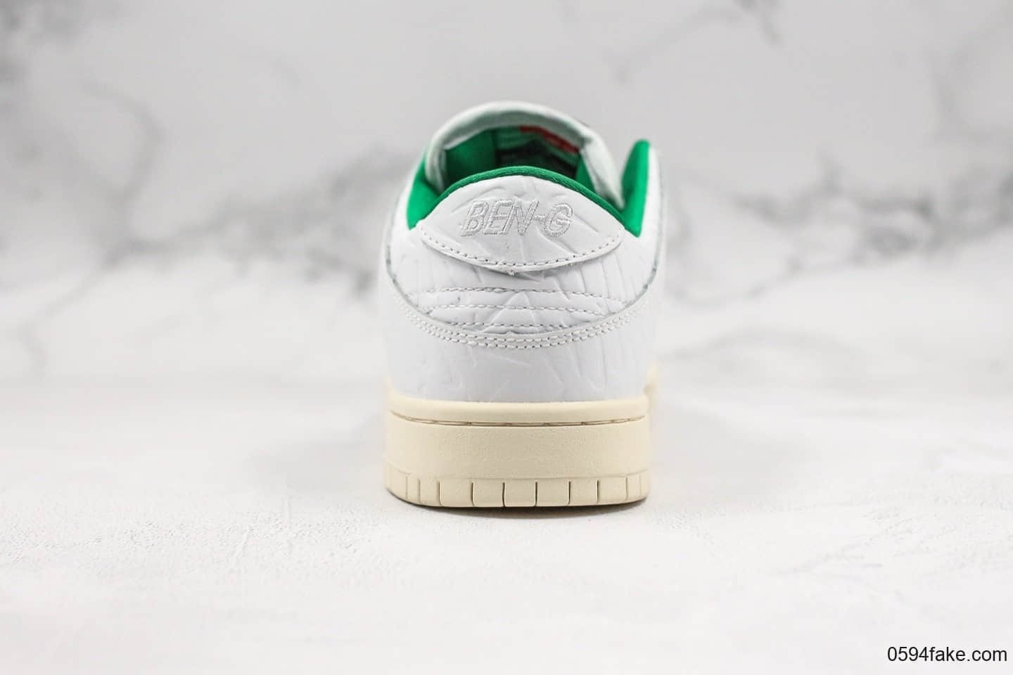 耐克Nike SB Dunk Low OG Quick Strike x Ben-G阿姆斯特丹联名款扣篮系列低帮经典百搭休闲运动板鞋皮革白绿压纹钩 货号:BV1310-330