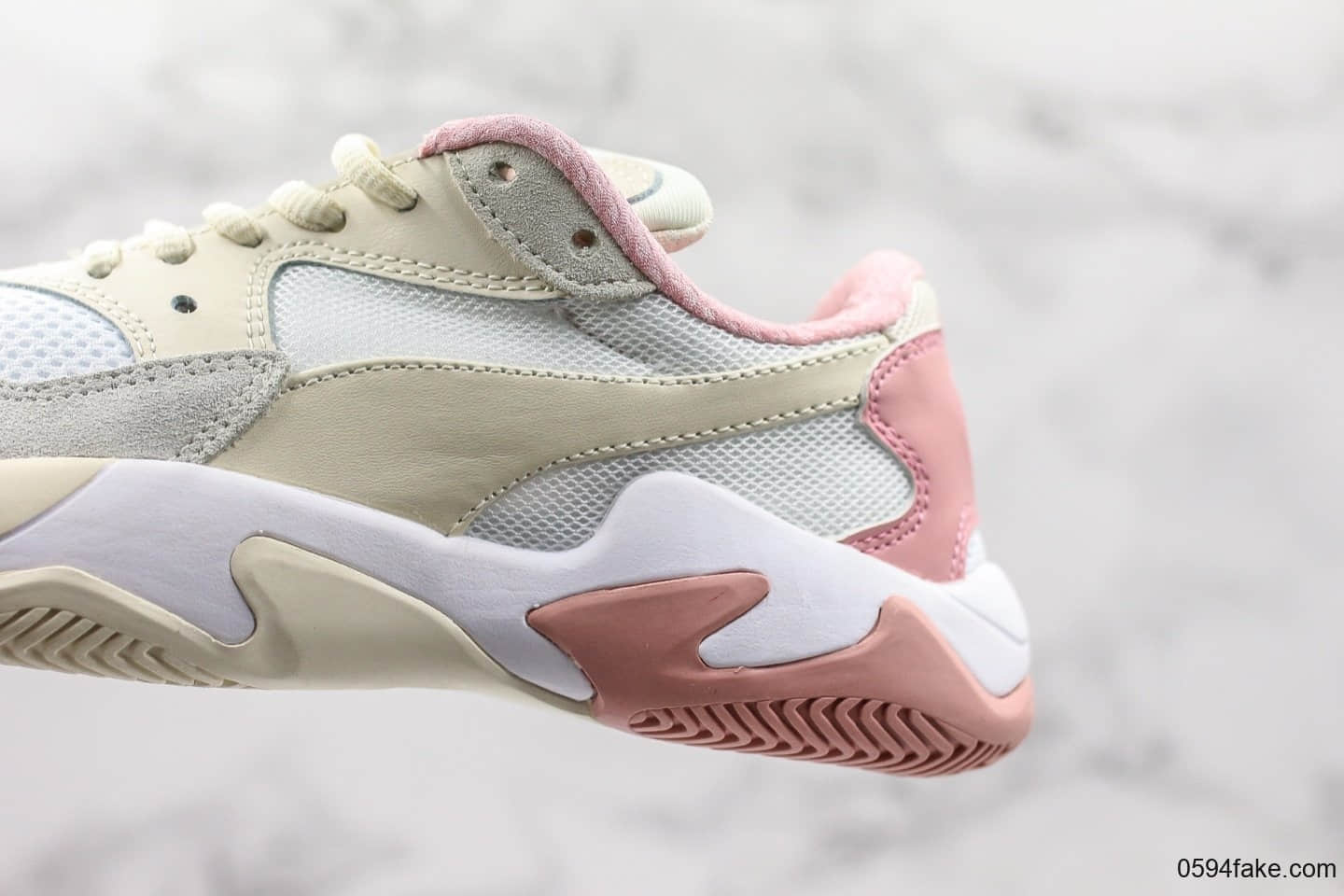 彪马Puma Storm刘雯同款老爹鞋休闲运动鞋白粉色公司级 货号:369770-04