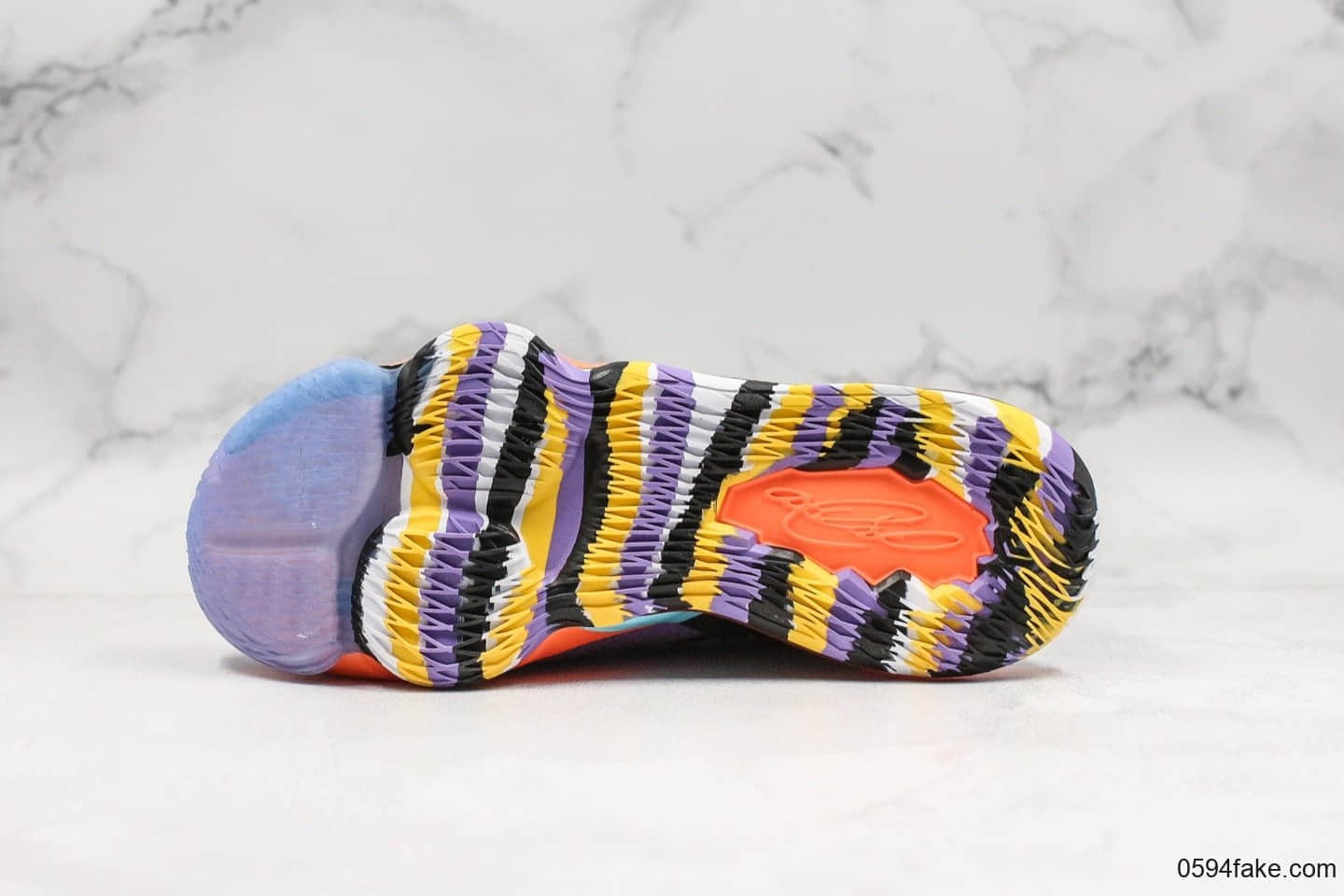 耐克Nike LeBron XVII纯原版本詹姆斯17鸳鸯配色实战运动篮球鞋原厂缓震科技 货号:BQ3177-900