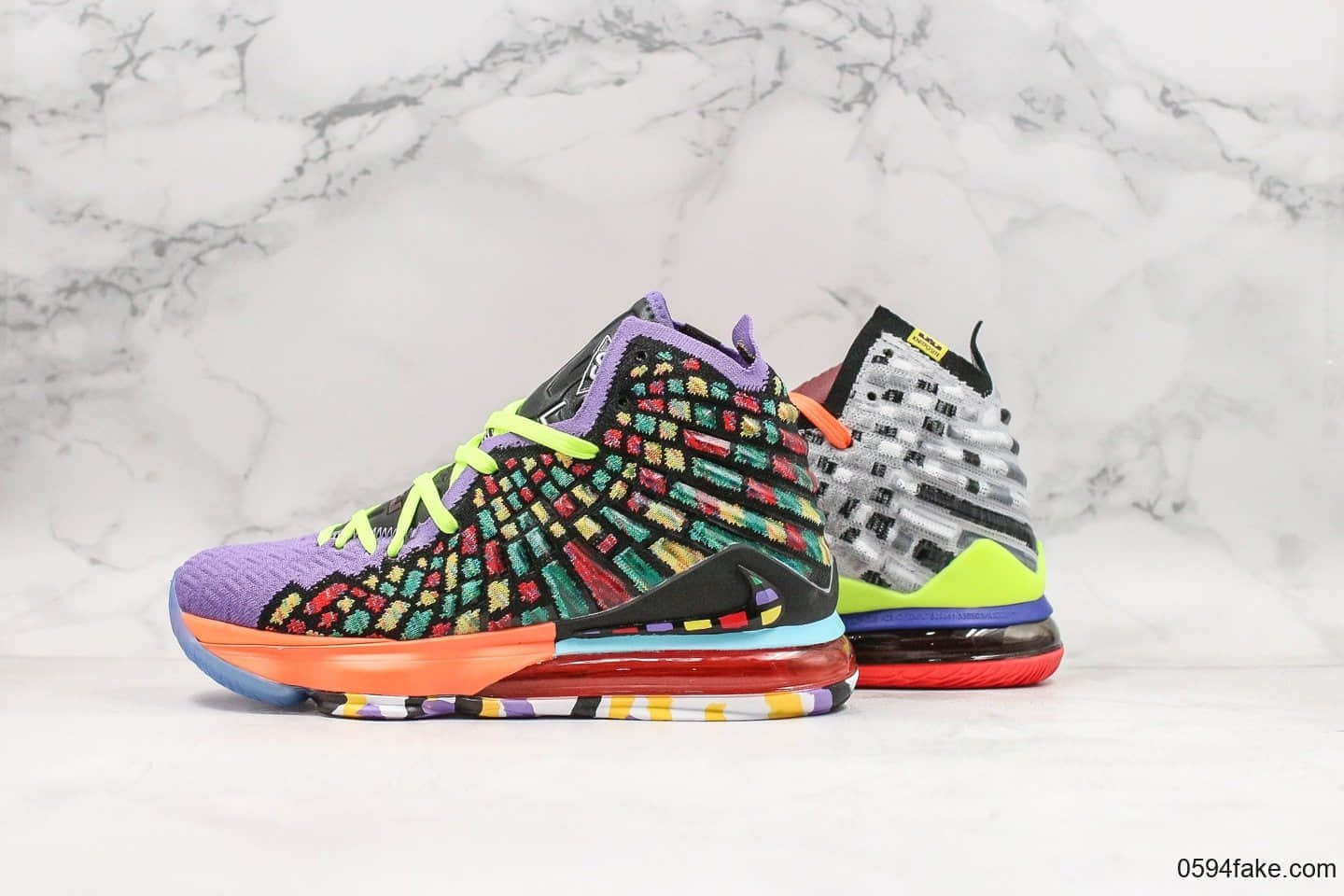 耐克Nike LeBron XVII纯原版本詹姆斯17鸳鸯配色实战运动篮球鞋原厂缓震科技 货号:BQ3177-900