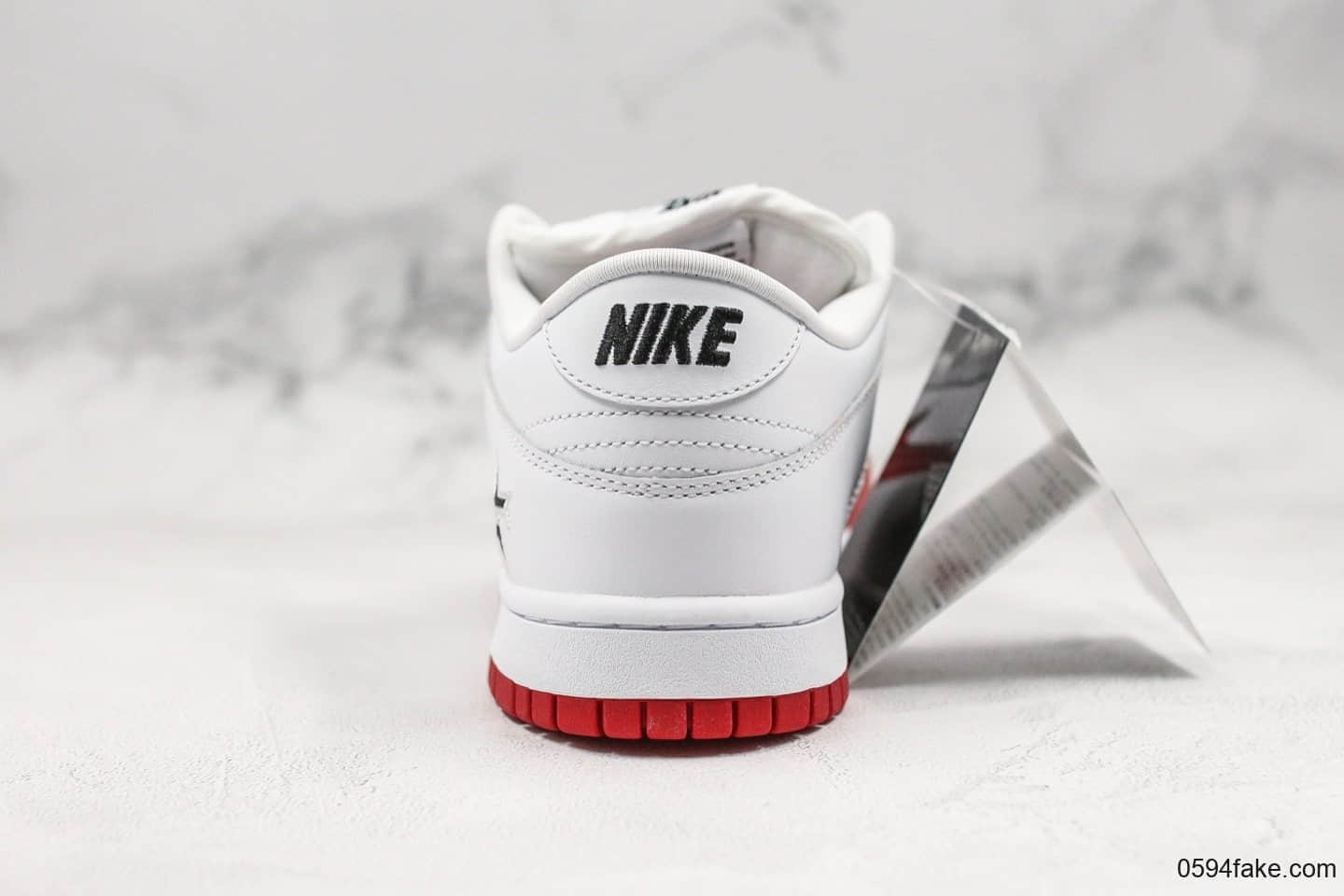 耐克Nike SB Dunk Low x Supreme联名款顶级纯原版本白红配色原鞋开发独家纯原原厂刺绣内置zoom皮料原厂发回 货号:CK3480-600