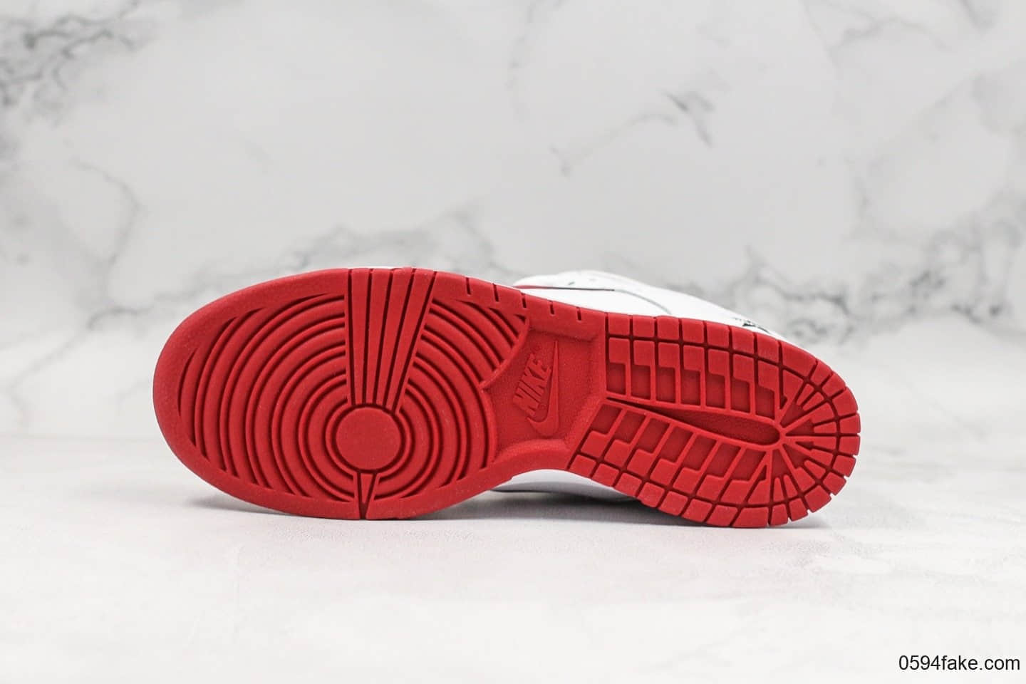 耐克Nike SB Dunk Low x Supreme联名款顶级纯原版本白红配色原鞋开发独家纯原原厂刺绣内置zoom皮料原厂发回 货号:CK3480-600