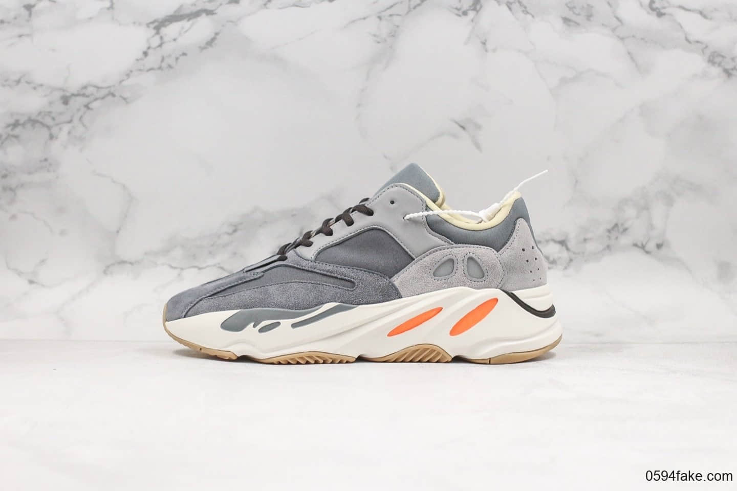 阿迪达斯Adidas Yeezy 700 Boost MAGNET椰子700磁铁配色虎扑纯原版本亲测APP大概率无法鉴定原厂巴斯夫大底 (ID:19135) - 图片1
