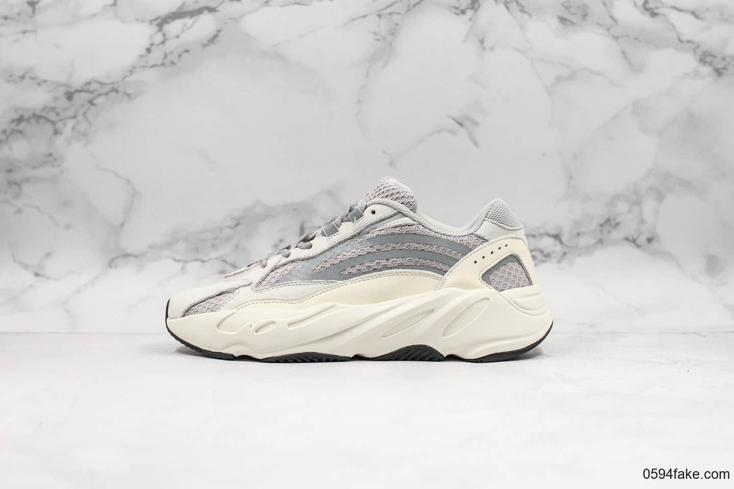 阿迪达斯Adidas Originals Yeezy Boost 700V2 Static椰子700白灰ZG纯原版全掌原厂巴斯夫大底进口贝利原厂皮料低趴姿态老爹鞋 (ID:20692) - 图片1