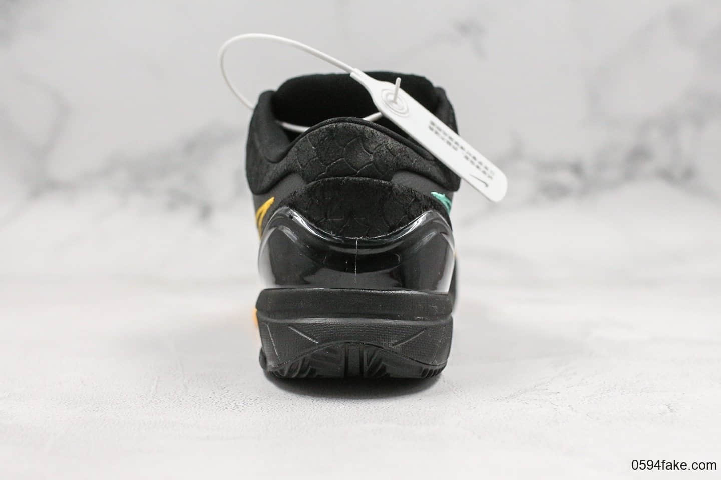 耐克Nike Zoom Kobe 4纯原真碳版本科比4代美国国家篮球队配色专业实战篮球鞋 货号:视频内容6339-002