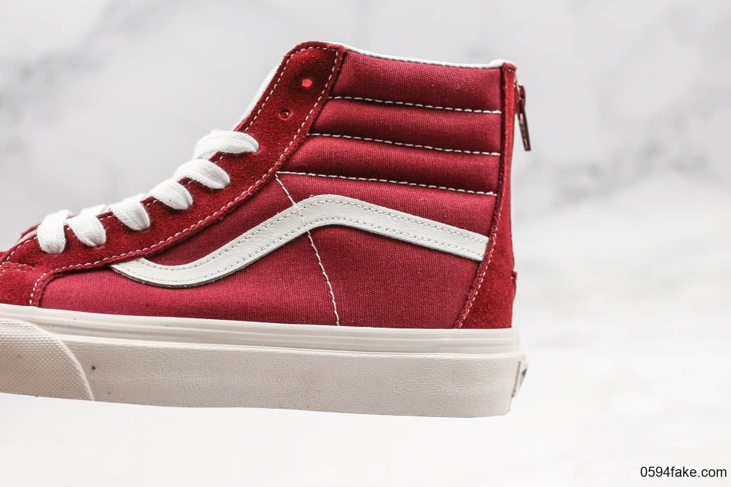 万斯VANS SK8-HI-ZIP联名公司级版本高帮经典复古休闲男女板鞋拉链款小红书爆款全网独家首发配色 货号:VN000XH8GKV