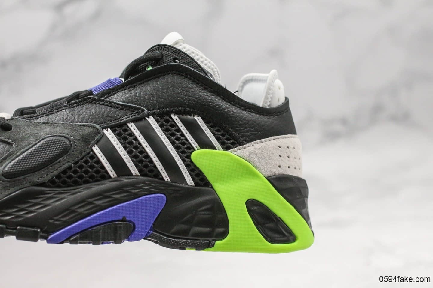 阿迪达斯Adidas streetball纯原版本街头风格小椰子700复古老爹鞋鞋面采用大面积荔枝皮搭配麂皮材质原档案数据开发 货号:EG2995