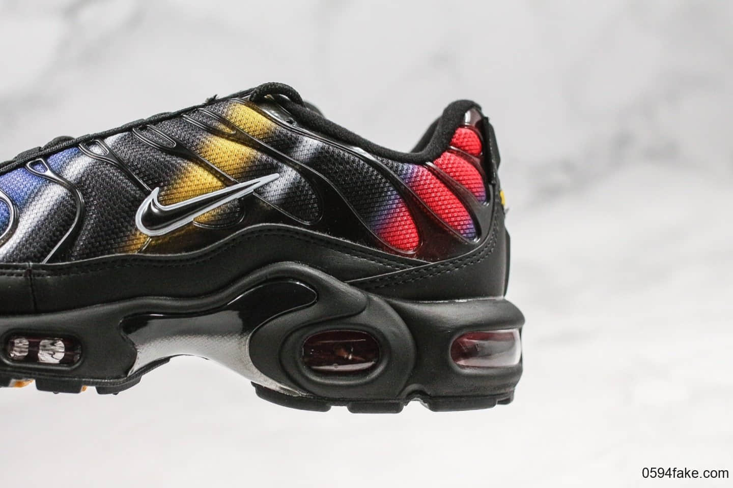 耐克Nike Air Max PLUS TXT纯原版本复古气垫运动鞋彩色内置可视气垫原档案数据开发打造敏感内容眼3D视觉 货号:918240-023