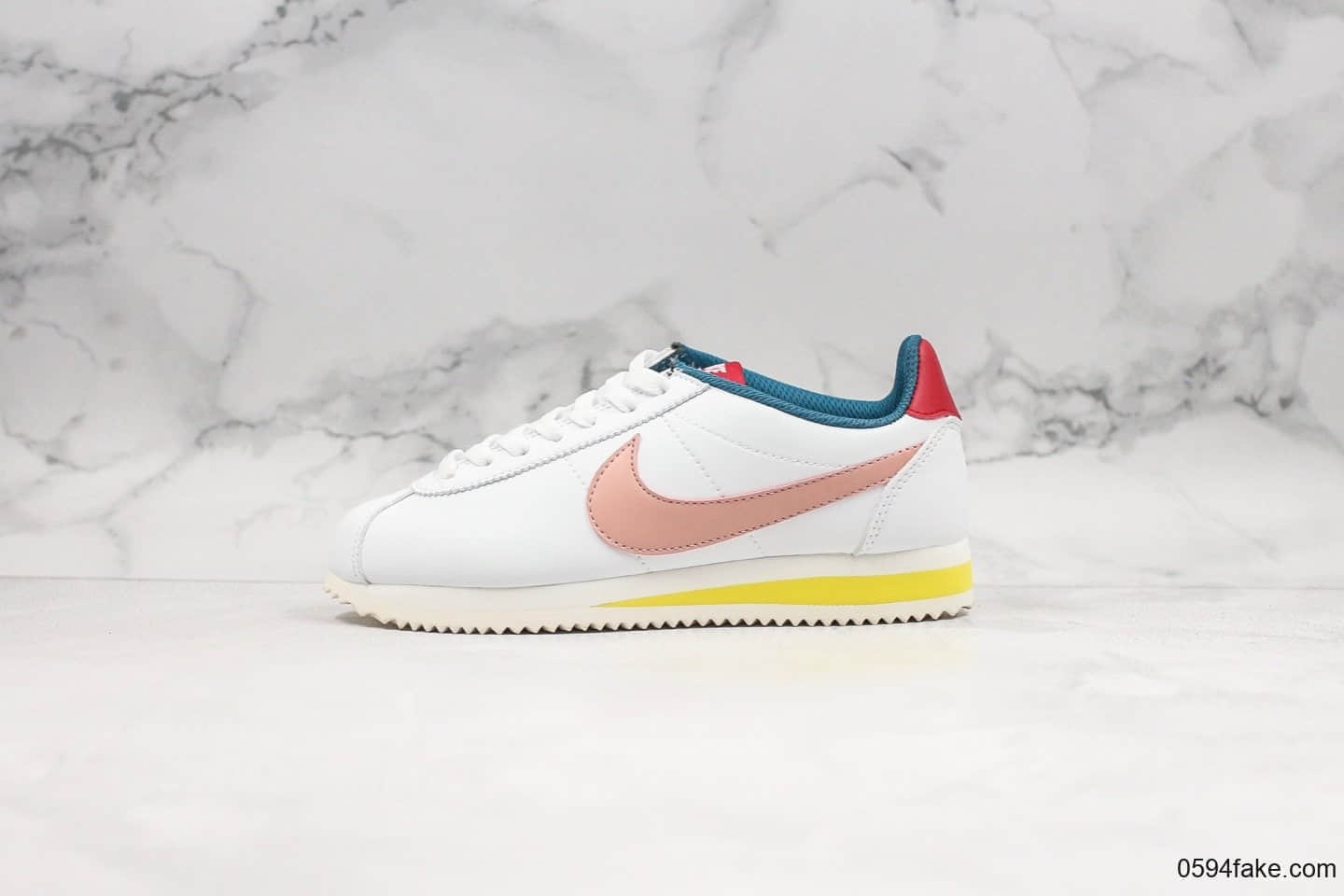 耐克NIKE CLASSIC CORTEZ公司级版本低帮阿甘白粉配色全掌泡面鞋底原鞋一比一开模打造 货号:807471-114