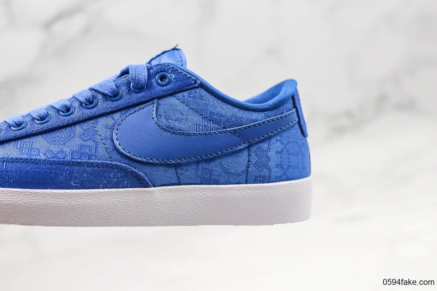 耐克Nike Blazer Low Le公司级版本低帮开拓者陈冠希联名款蓝丝绸表皮可刮原盒原标 货号：视频内容9374-281