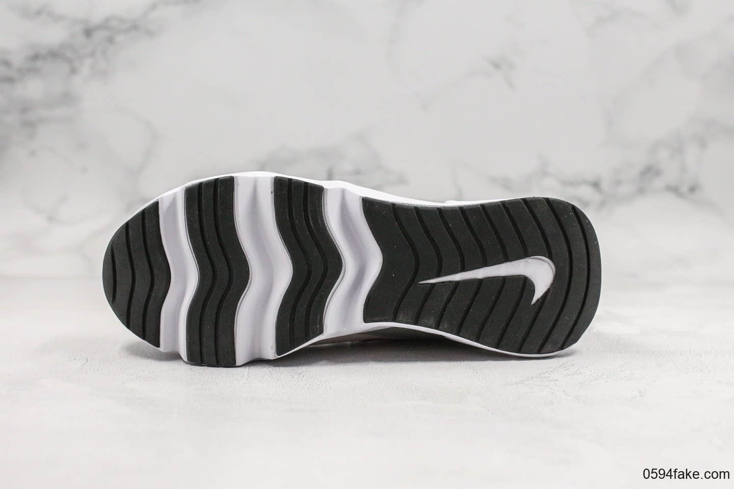 耐克Nike RYZ 365公司级版本锯齿运动鞋银白原盒原标原档案数据开发男女休闲运动鞋 货号:BQ4153-001