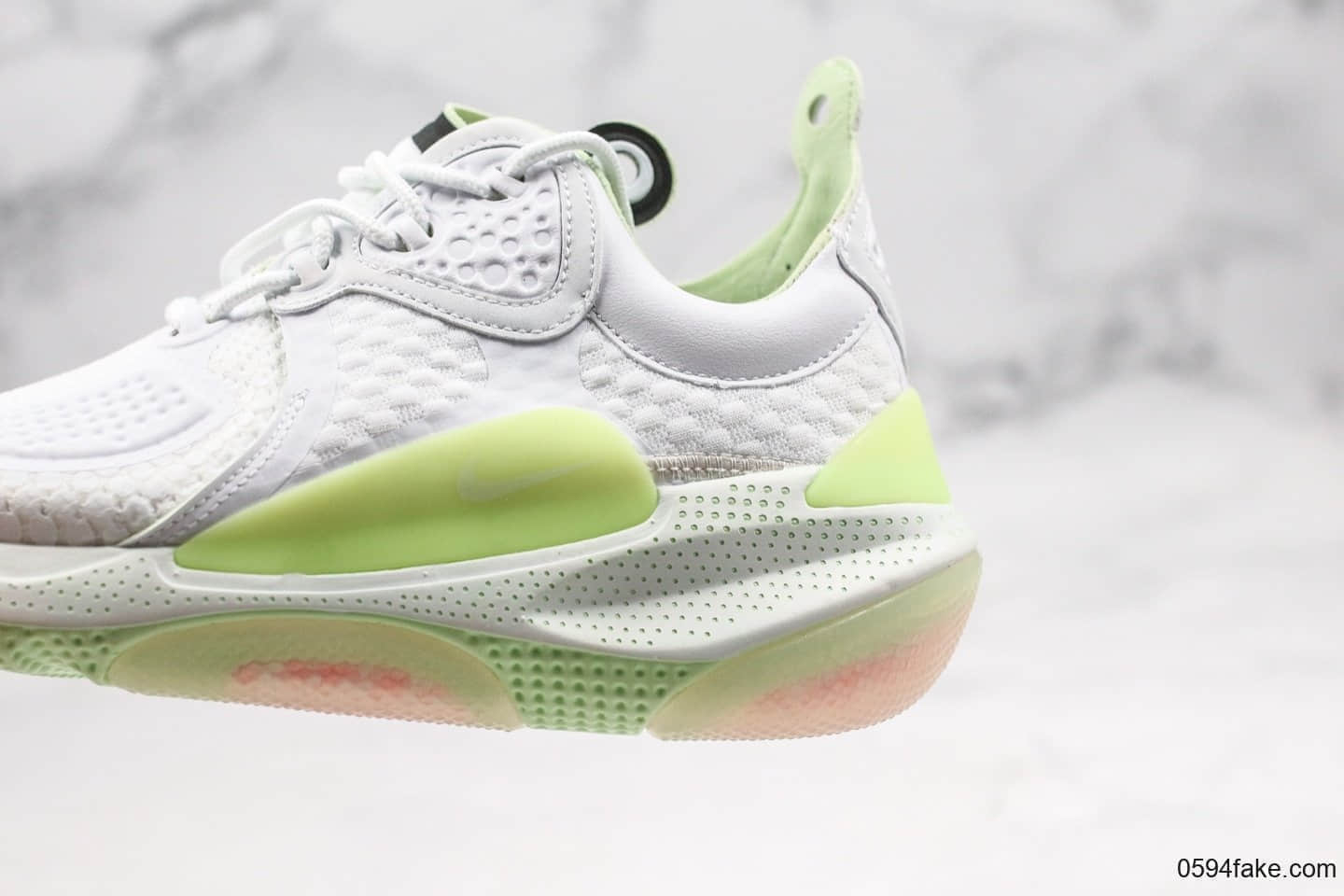 耐克Nike Joyride CC3 Flyknit视频内容纯原版本全新颗粒缓震科技荧光白绿真BOOST颗粒填充区别市面通货版本 货号:AT6395-100