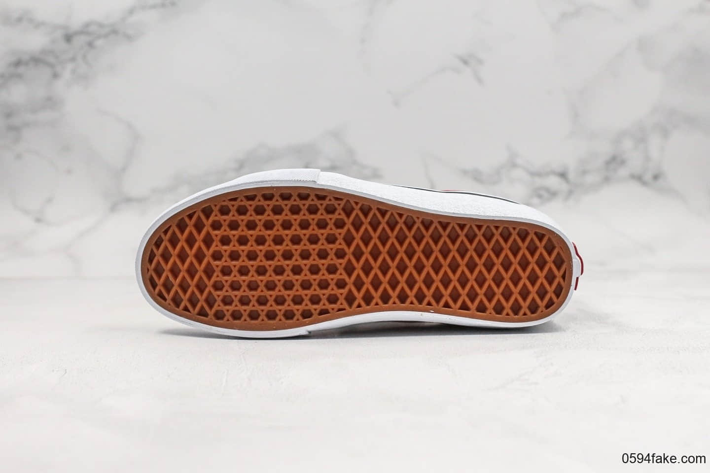 万斯Vans Sk8-Hi Pro x Supreme公司级联名款vans中帮板鞋原厂硫化大底原盒原标大几率过验 货号:VN0A45JDTEB-20
