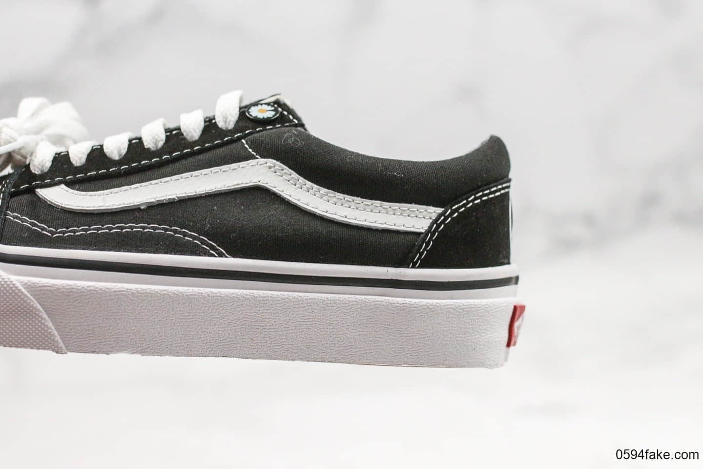 万斯PEACEMINUSONE X VANS OLD SKOOL BLACK W公司级版本小雏菊低帮硫化板鞋原厂硫化大底原盒原标细节完美 货号:VN-0D3HY28
