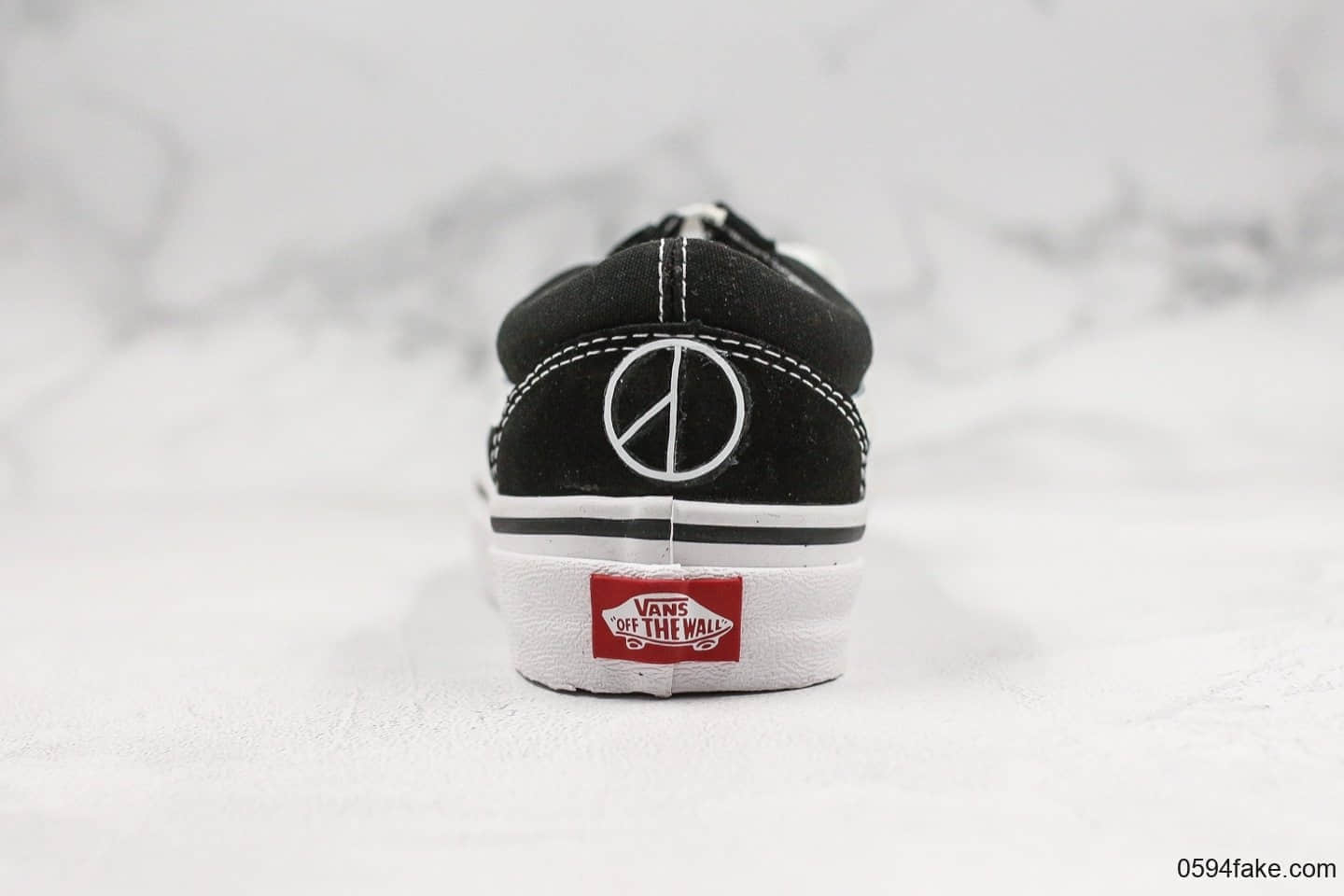 万斯PEACEMINUSONE X VANS OLD SKOOL BLACK W公司级版本小雏菊低帮硫化板鞋原厂硫化大底原盒原标细节完美 货号:VN-0D3HY28