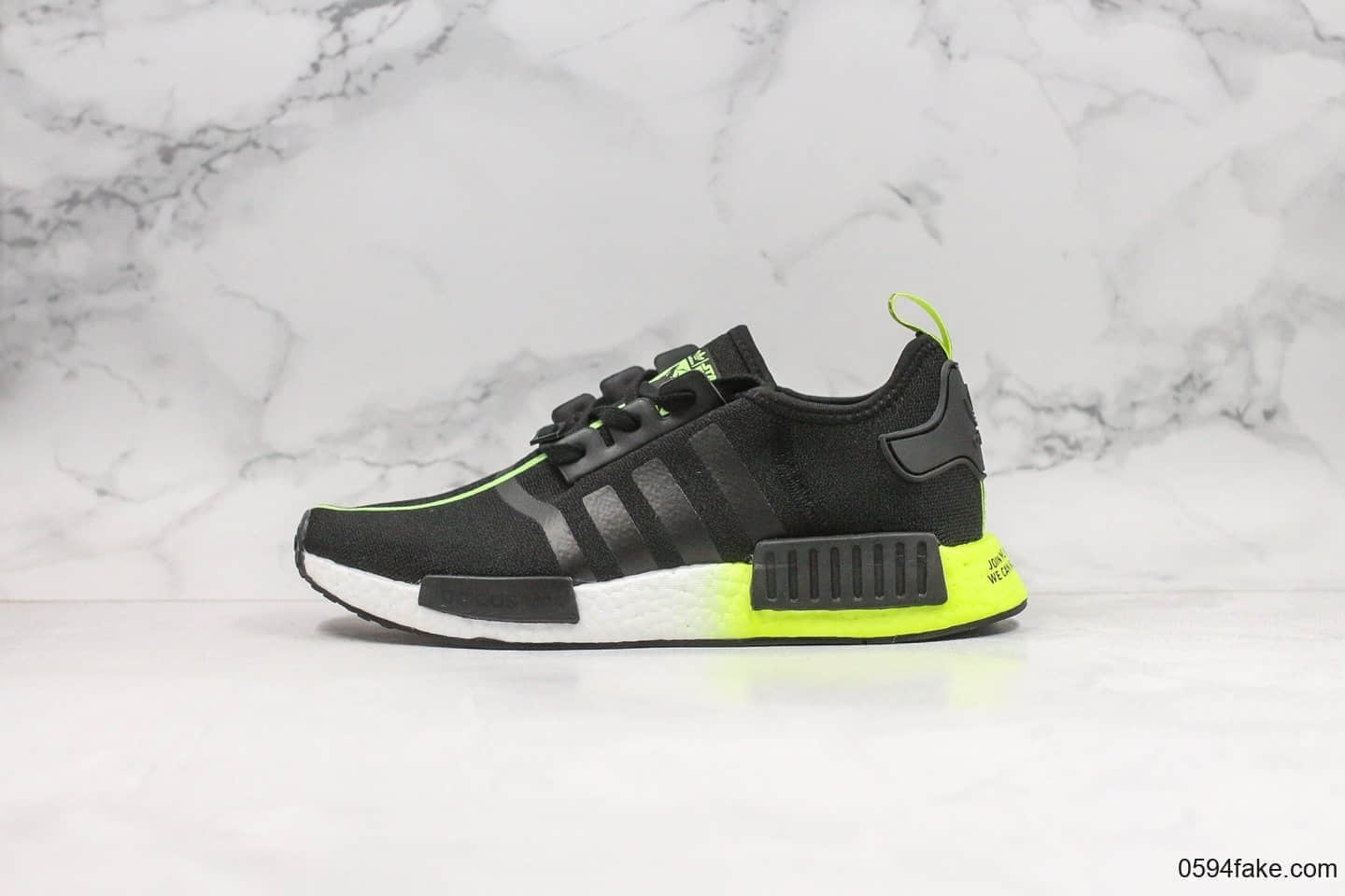 阿迪达斯Adidas NMD R1 Boost V2纯原版本NMD二代爆米花星球大战联名款黑绿色原厂Boost中底原盒原标 货号:FW2283