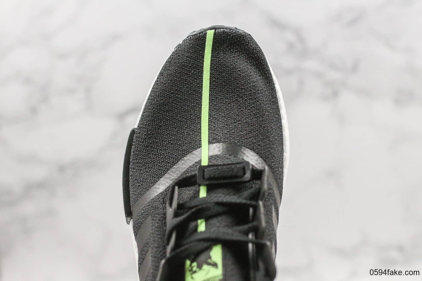 阿迪达斯Adidas NMD R1 Boost V2纯原版本NMD二代爆米花星球大战联名款黑绿色原厂Boost中底原盒原标 货号:FW2283