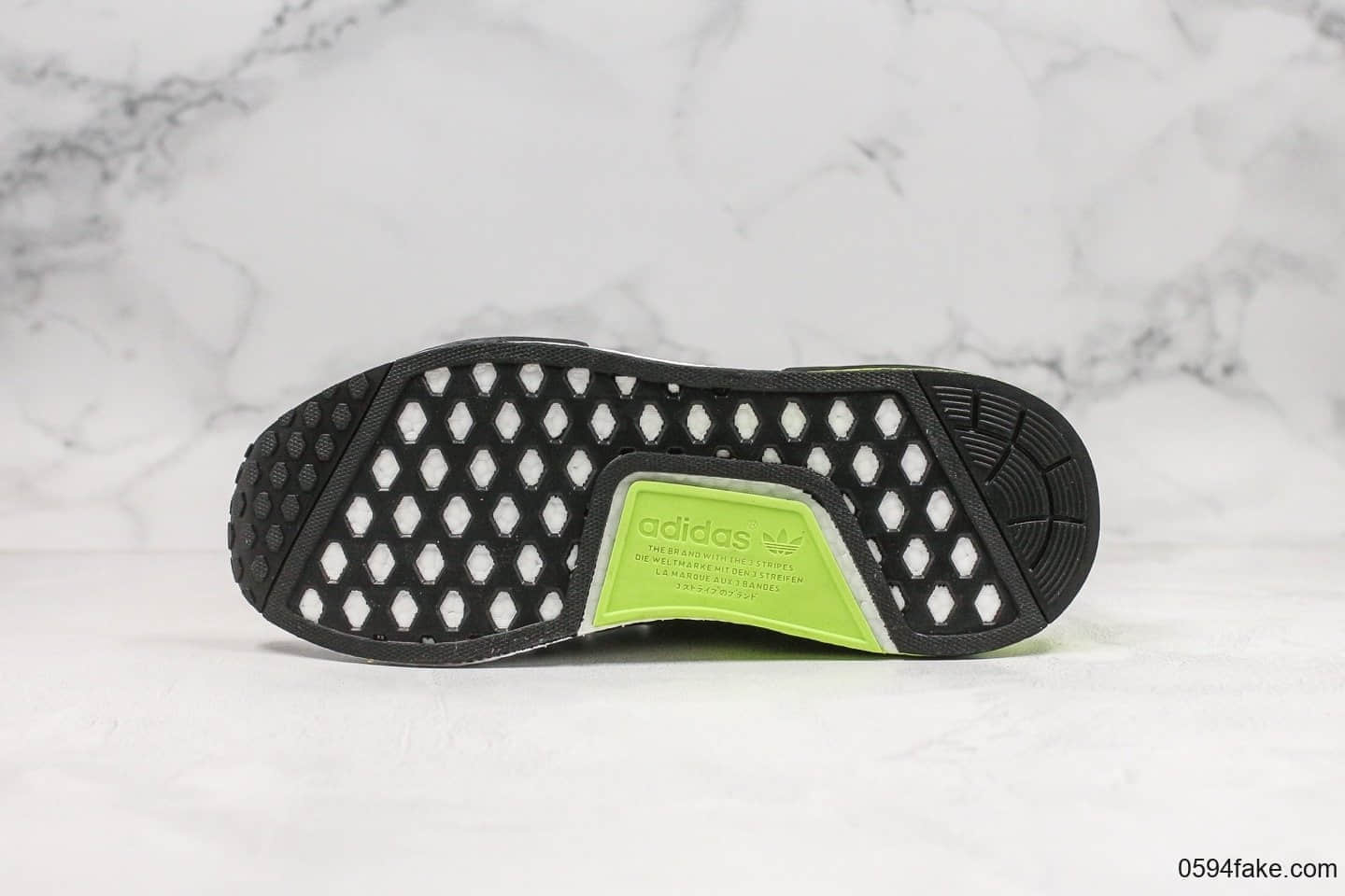 阿迪达斯Adidas NMD R1 Boost V2纯原版本NMD二代爆米花星球大战联名款黑绿色原厂Boost中底原盒原标 货号:FW2283