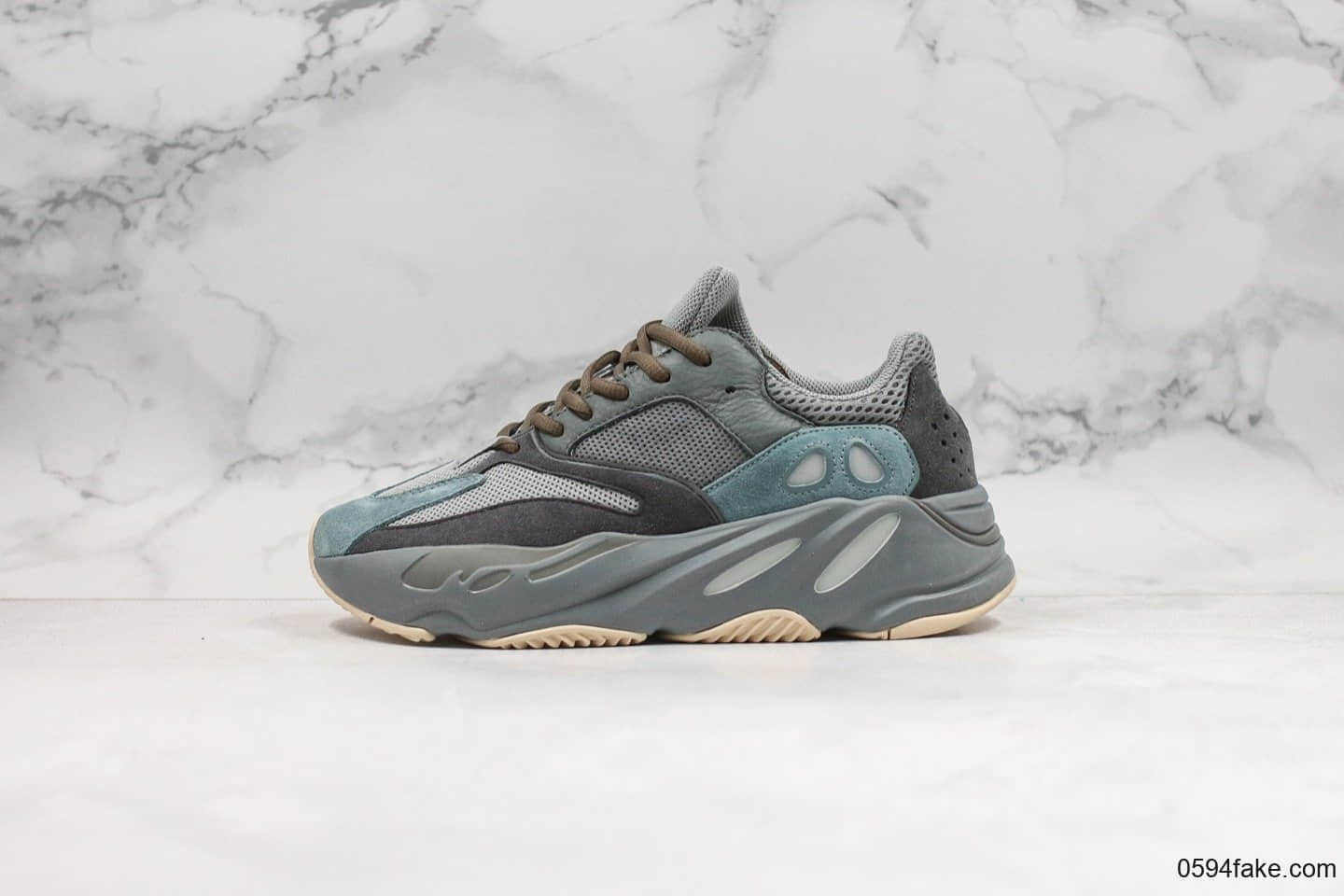 阿迪达斯Adidas Yeezy Boost 700 Teal Blue纯原版本椰子700水泥灰蓝色老爹鞋原厂Boost爆米花缓震大底 (ID:24626) - 图片1