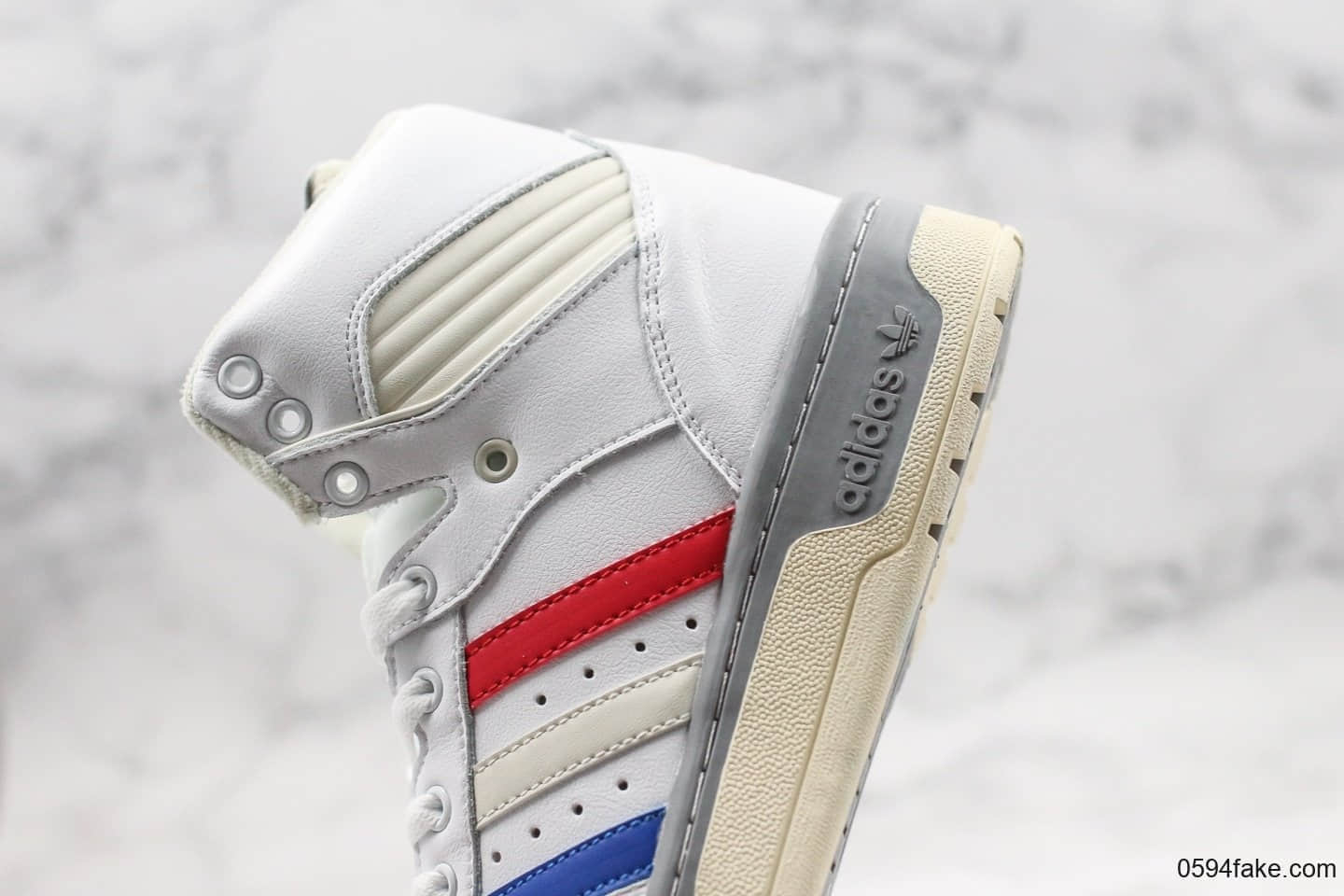 阿迪达斯Adidas RIVALRY TR纯原版本高帮经典运动鞋白红蓝正确高弹EVA中底原盒原标 货号:EE6371