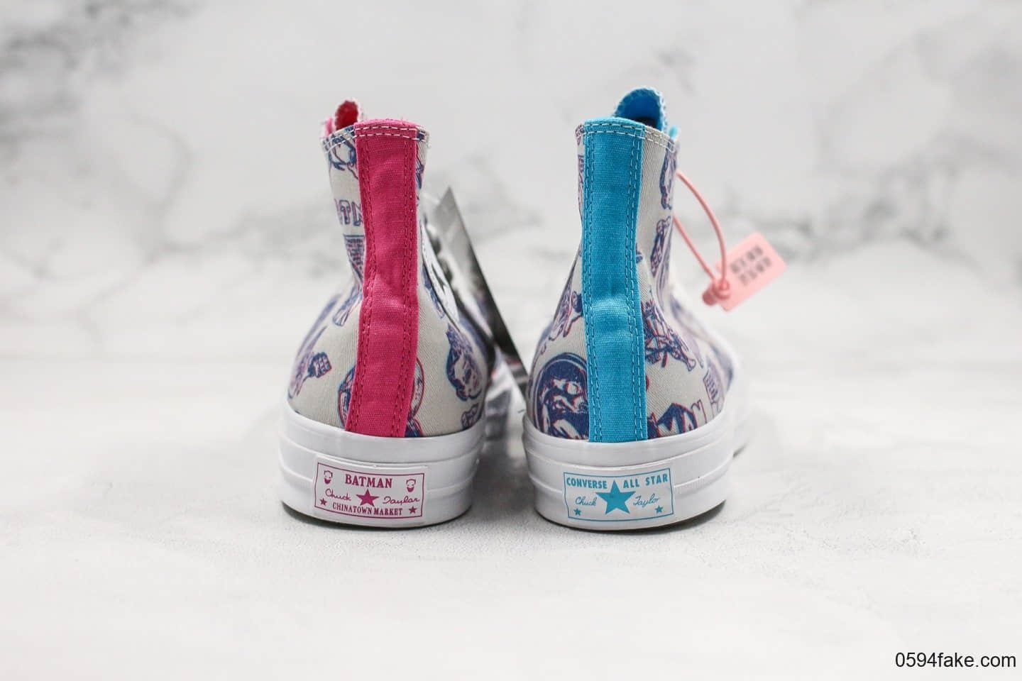 匡威Batman x Chinatown Market x CONVERSE公司级版本三方联名款蝙蝠侠涂鸦老鼠灰配色高帮帆布鞋原厂硫化大底 货号：167512