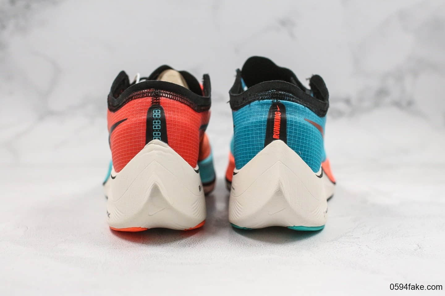 耐克Nike ZoomX Vaporfly NEXT%公司级版本轻质马拉松跑鞋蓝橙色内置Zoomx缓震科技原楦头纸板打造 货号：敏感内容4553-300