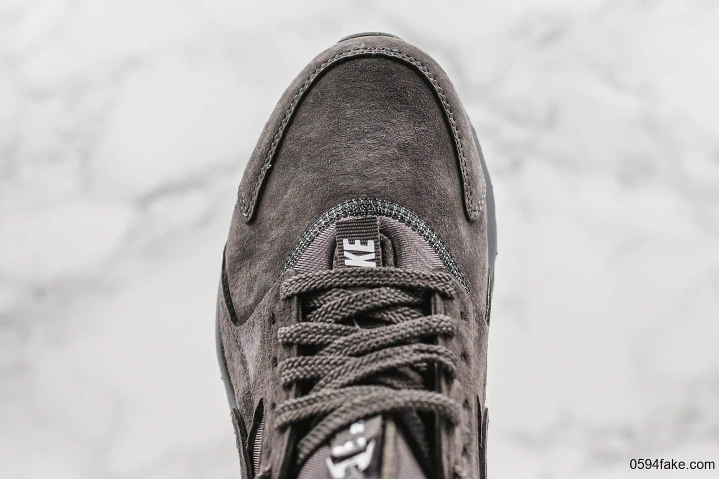 耐克Nike Air Huarache Ultra Suede纯原版本华莱士慢跑鞋麂皮棕色内置气垫原盒原标双层海玻璃鞋垫 货号：829669-556