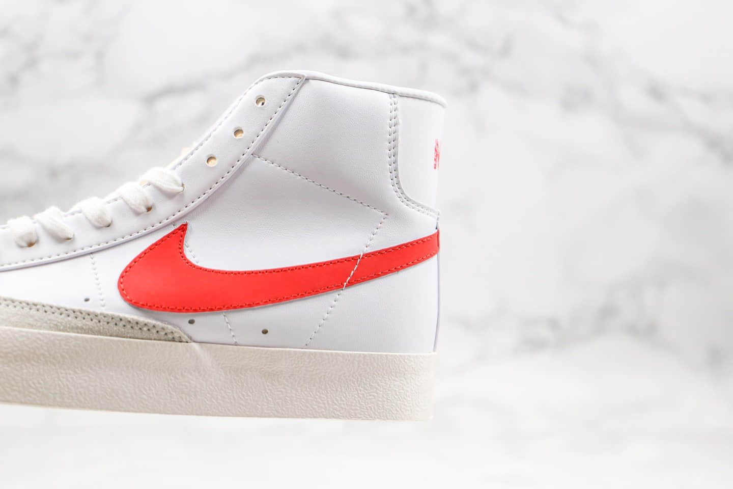 耐克Nike Blazer Mid Vintage Lucid Green 1977 QS纯原版本高帮开拓者皮面白红色原厂后跟定型正确细节处理 货号:BQ6806-600