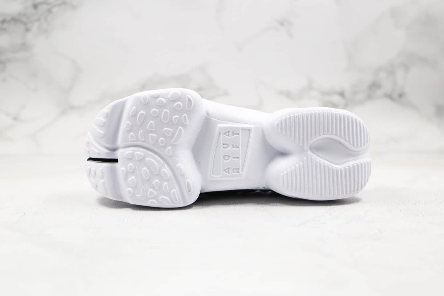耐克Nike Aqua Rift Summit White纯原版本网红老爹鞋分趾鞋二代黑白色原盒配件齐全原档案数据开发 货号:BQ4797-002