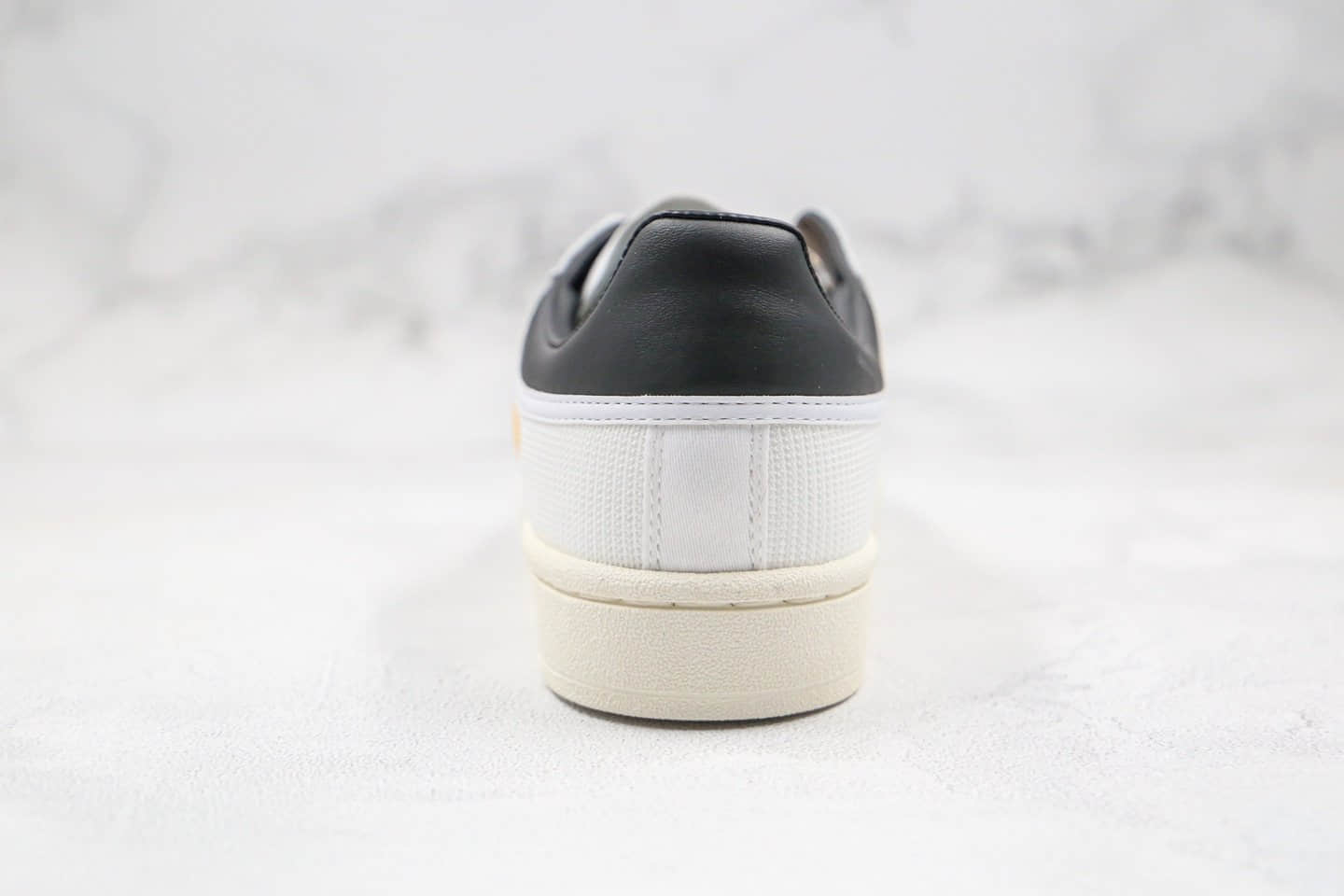 阿迪达斯adidas Originals Americana Low纯原版本三叶草低帮校园板鞋黄黑红色正确进口头层皮料 货号:EF2510