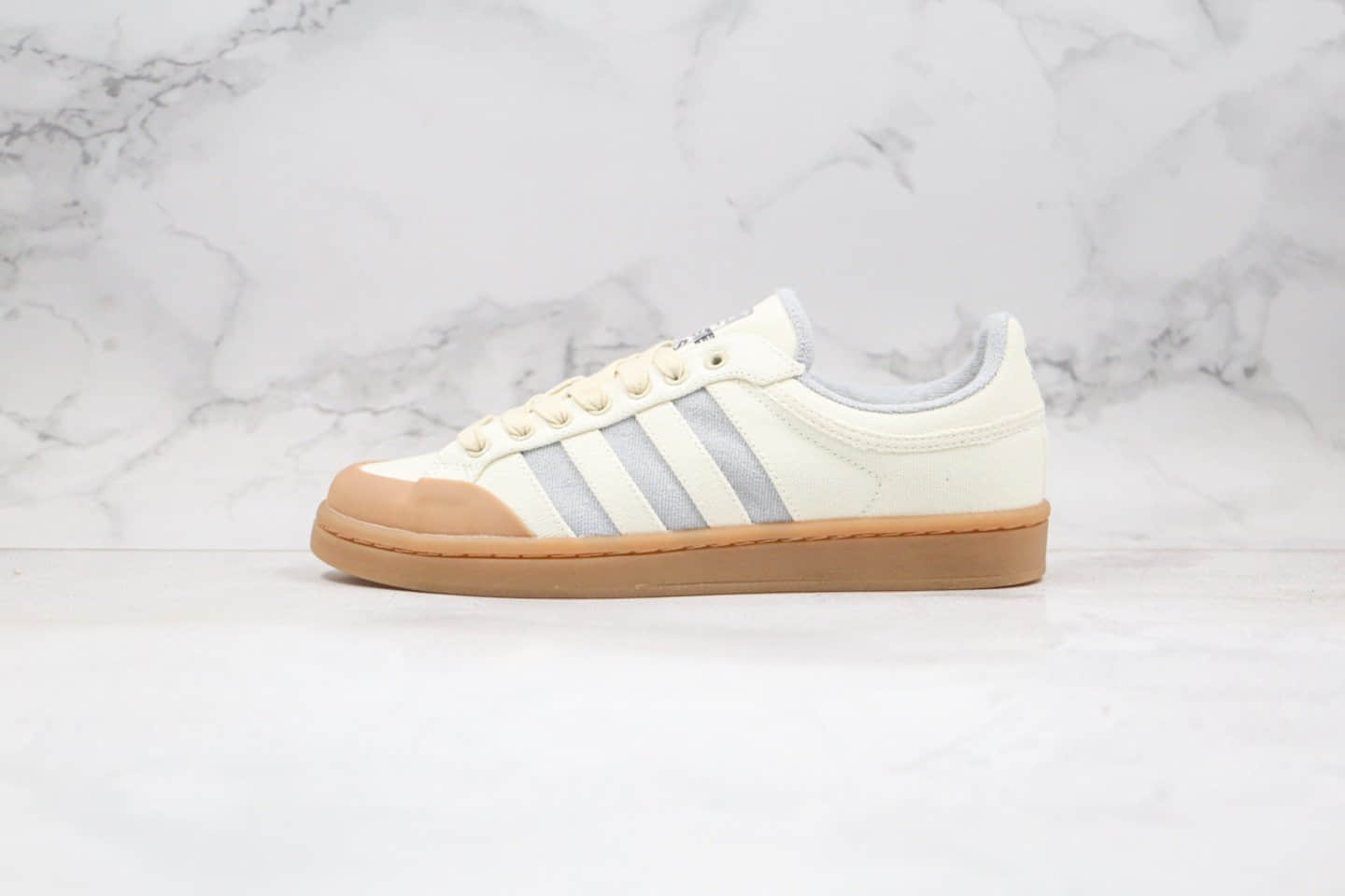 阿迪达斯adidas Originals Americana Low纯原版本低帮校园板鞋生胶板鞋米白灰色原盒原标原档案数据开发 货号:FV9906