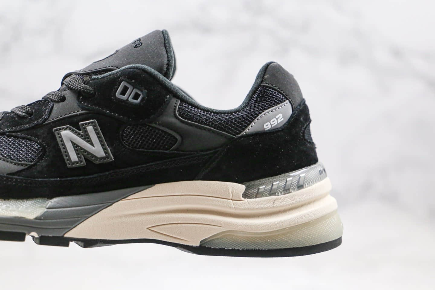 新百伦New Balance Made in USA M992纯原版本美产血统NB992老爹鞋黑米白银灰原楦头纸板打造正确猪八材质 货号:W992BL