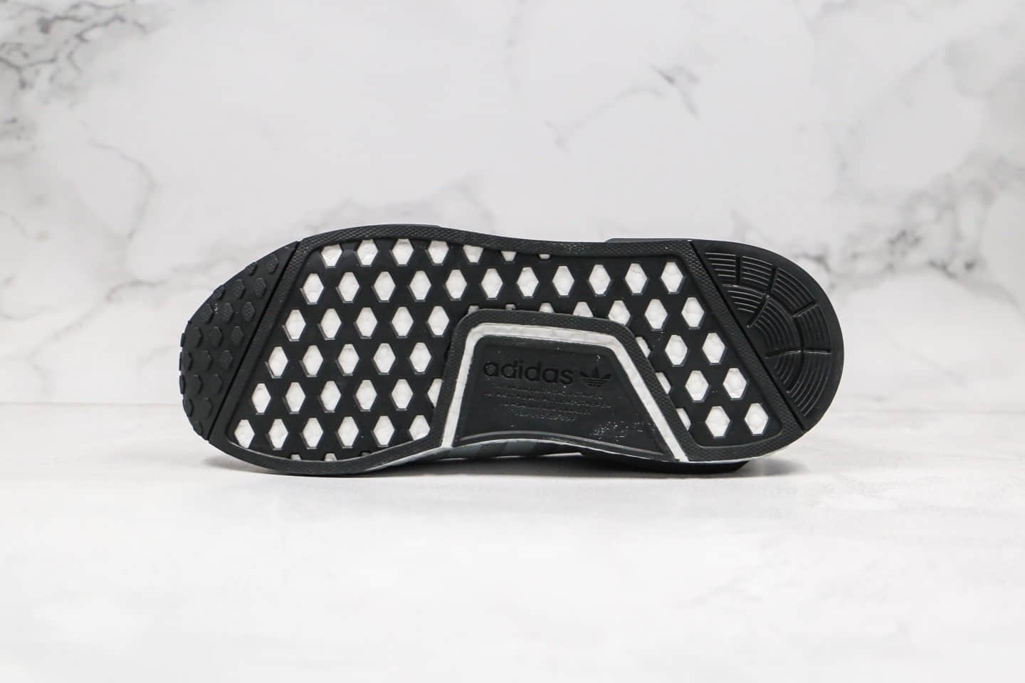 阿迪达斯Adidas NMD_R1 Boost纯原版本爆米花跑鞋NMD灰色原厂黑盒原楦头纸板打造 货号:FV9066