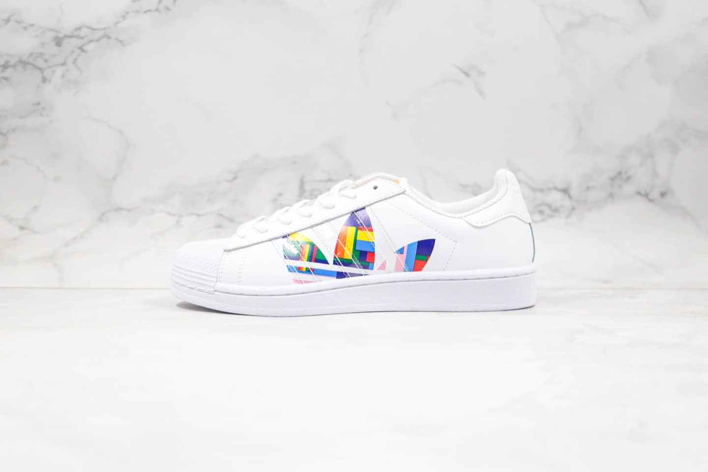 阿迪达斯adidas Originals Superstar纯原版本三叶草贝壳头50周年限定彩色LOGO正确头层皮革鞋面 (ID:35109) - 图片1