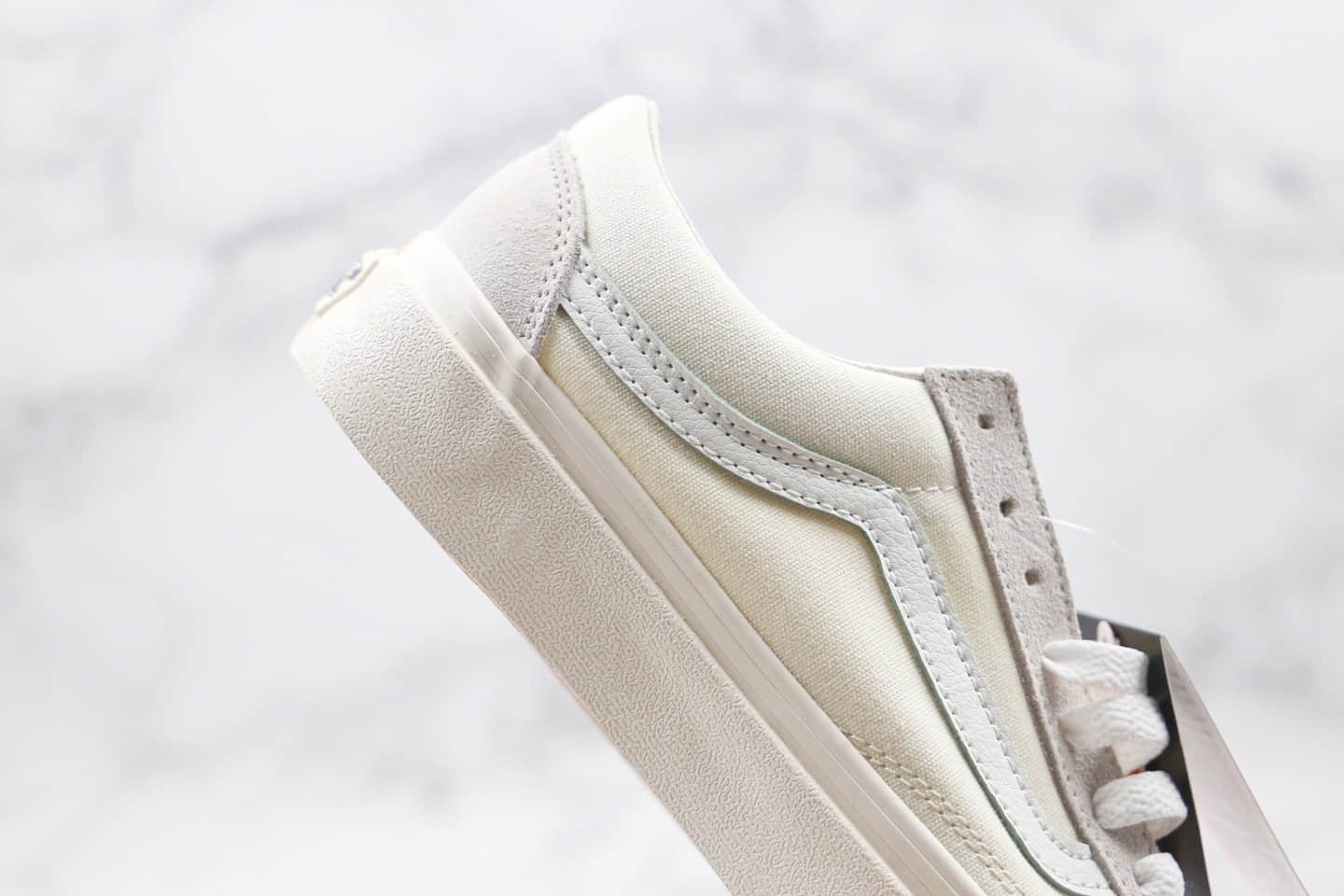万斯Vans Style 36公司级版本低帮奶白色冰淇淋小头权志龙同款硫化板鞋原盒原标 货号: VN0A3DZ3VTB